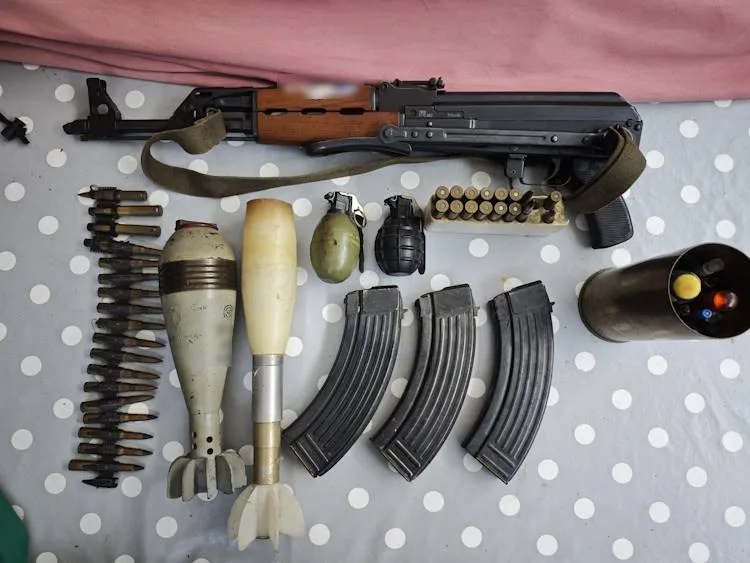 Horor na Peščenici: Policija zbog prijave obiteljskog nasilja otkrila arsenal oružja i bombe u kući 76-godišnjaka