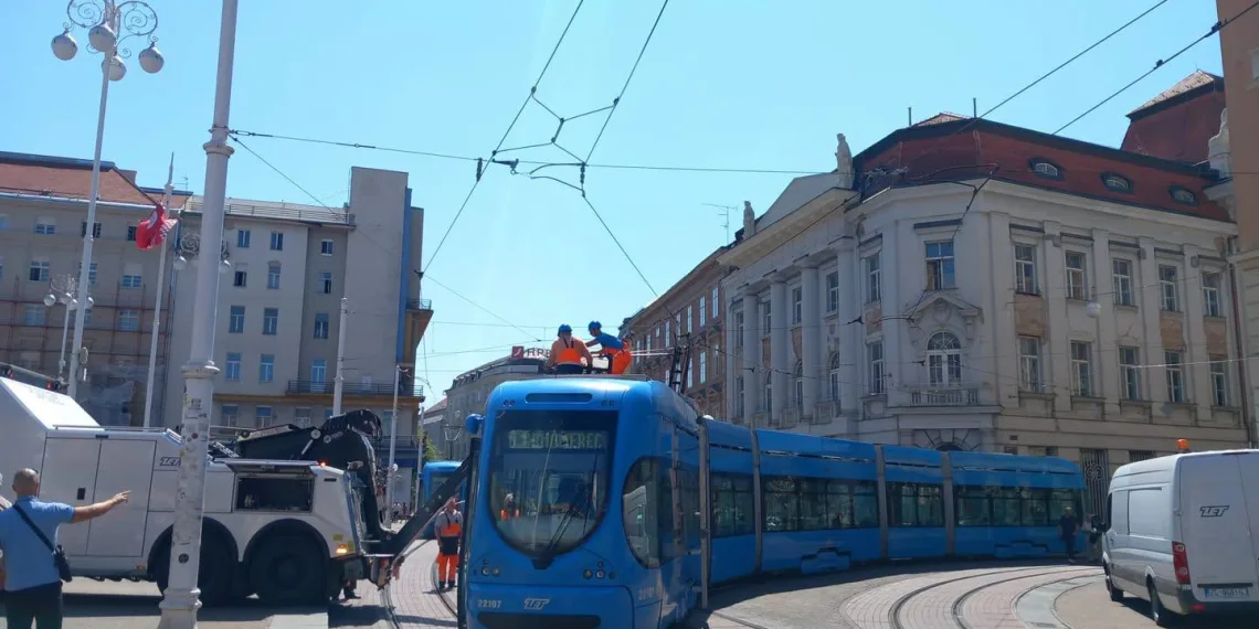 Kolaps tramvajskog prometa u središtu Zagreba: Oštećen pantograf. Više linija vozi obilazno