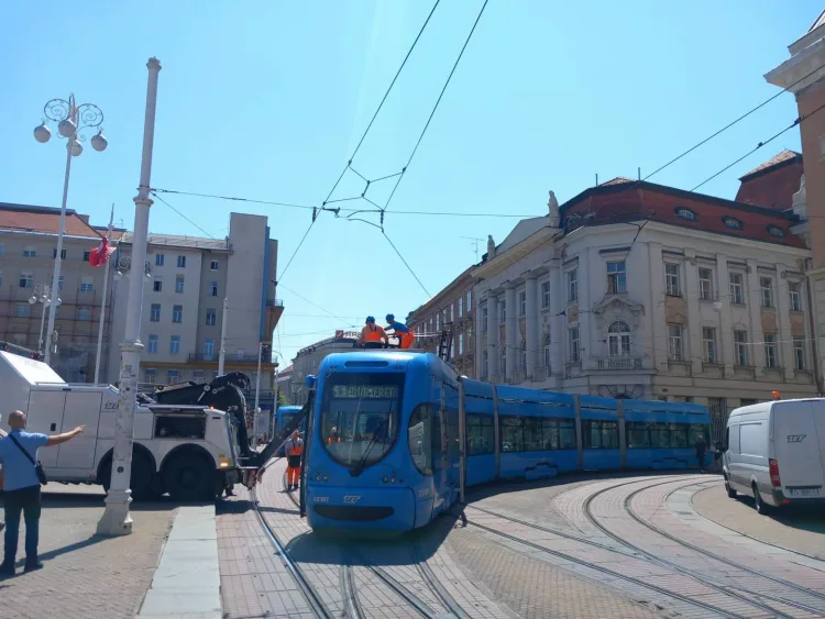 Kolaps tramvajskog prometa u središtu Zagreba: Oštećen pantograf. Više linija vozi obilazno