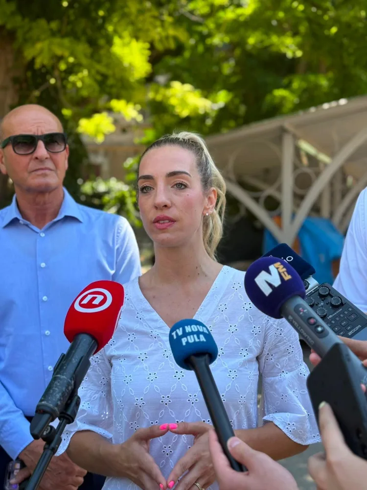 SDP: Vlada kažnjava male iznajmljivače dok tisuće ilegalnih kreveta ostaju izvan nadzora