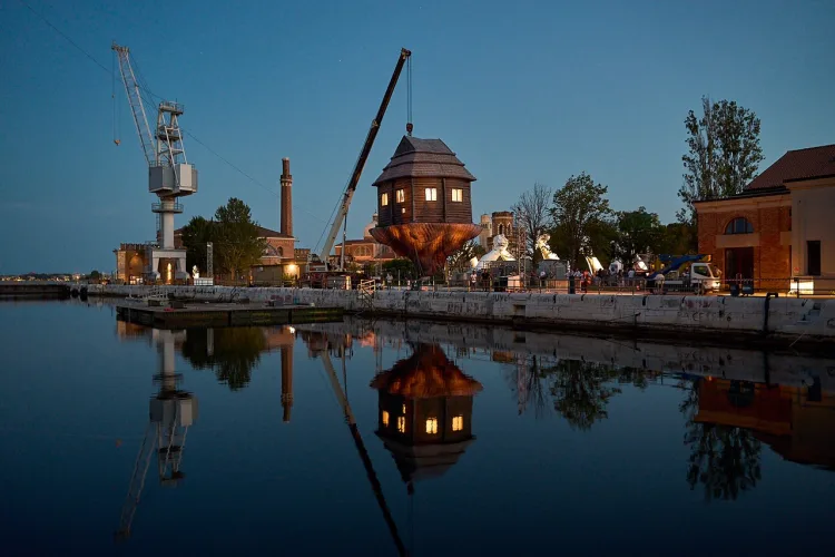 Plutajuća sinagoga Nabatele predstavljena na Venecijanskom bijenalu