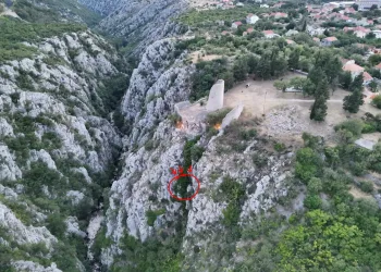 FOTO HGSS spasio planinara koji je satima visio naglavačke