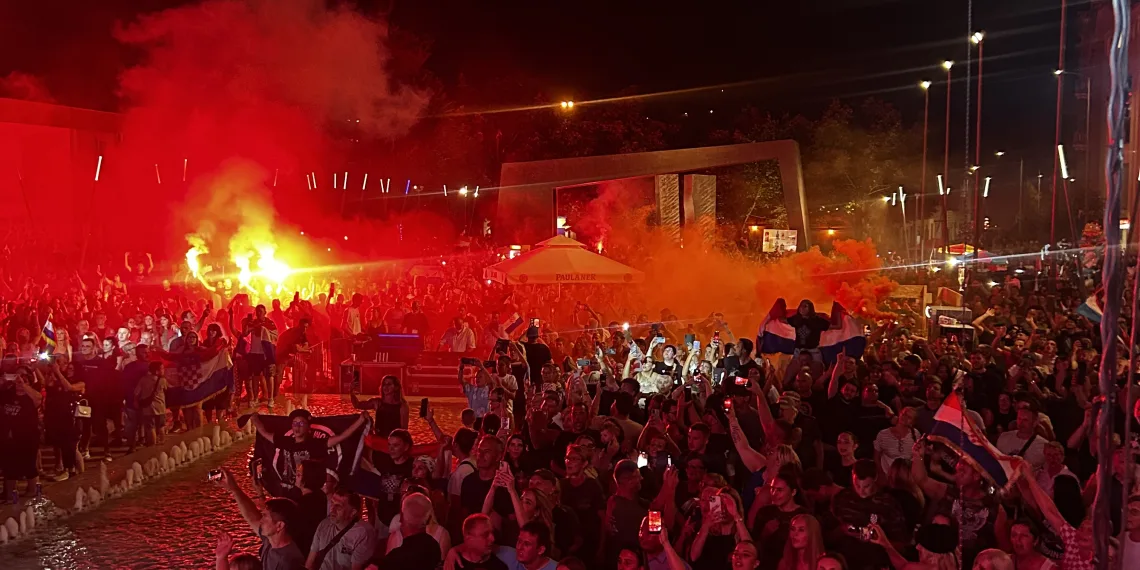VIDEO HRT nije htio prenositi: Knin je gorio na koncertu Hrvatskih ruža i Nenada Ninčevića