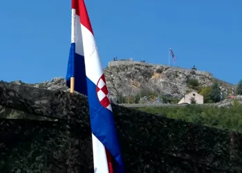Đapić žestoko napao Milanovićev govor u Kninu: Ovo je jako opasno i nedopustivo… Nadrealno…
