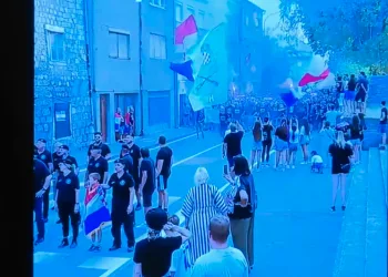 VIDEO Pupovac ogorčen zbog navijačkih pjesama protiv četnika i pjevanja Skeje u Kninu: Ja ne želim ovakvu Hrvatsku