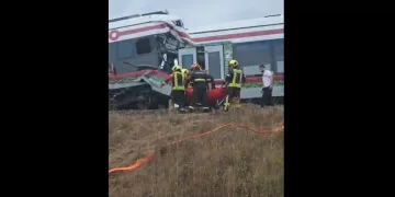 Butković otkrio kako je strojovođa preživio stravičan sudar vlakova: Zakočio je i pobjegao u stražnji dio