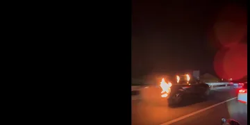 VIDEO Pakao kod Omiša. Gore i kuće: Sve je to namjerno. Žena mi je rekla kako je počelo… Bježi se i u gorućim autima
