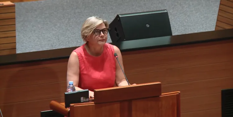 VIDEO Egzaltirani govor moguće premijerke Benčić: Sve je HDZ-u sasula u lice. Manje o otrovu u Poznanovcu i više o toksičnom zagrljaju HDZ-a…