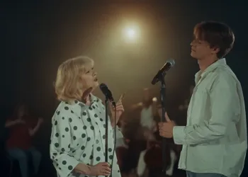 VIDEO Ljudi poput nas: Jozinovićev duet s Jasnom Zlokić u nepuna dva dana premašio više od 100 tisuća pregleda