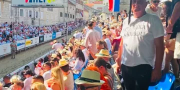 Bulj odbio sjediti s Vladom u svečanoj loži na Sinjskoj alci: Sinjani imaju kralježnicu i nećemo dopustiti da nas nitko ponižava