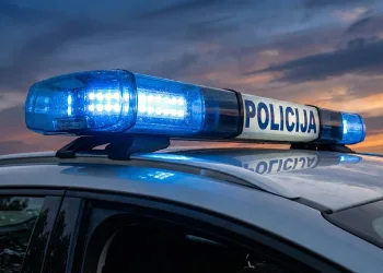 Nije ni grom ni struja: Uhićen muškarac koji je upaljačem izazvao požar na Čiovu