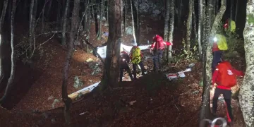 FOTO Tragedija na Velebitu: U Paklenici pronađen srušeni ultralaki zrakoplov. Poginule dvije osobe