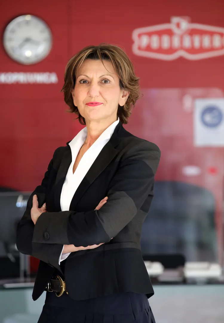 Veličao Karadžića. Svjedočio u Haagu i proglasio ga svecem. Njegova tvrtka surađuje s Podravkom