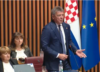 VIDEO Burno u Saboru: Turudić brani izvješće. Oporba napada…