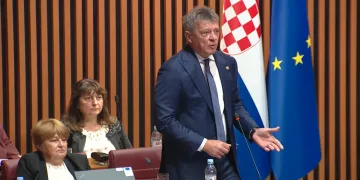 VIDEO Burno u Saboru: Turudić brani izvješće. Oporba napada…