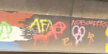 FOTO Antife pošarale mural braniteljima u podvožnjaku kod Vjesnika. BBB-i sve obnovili uz osiguranje policije