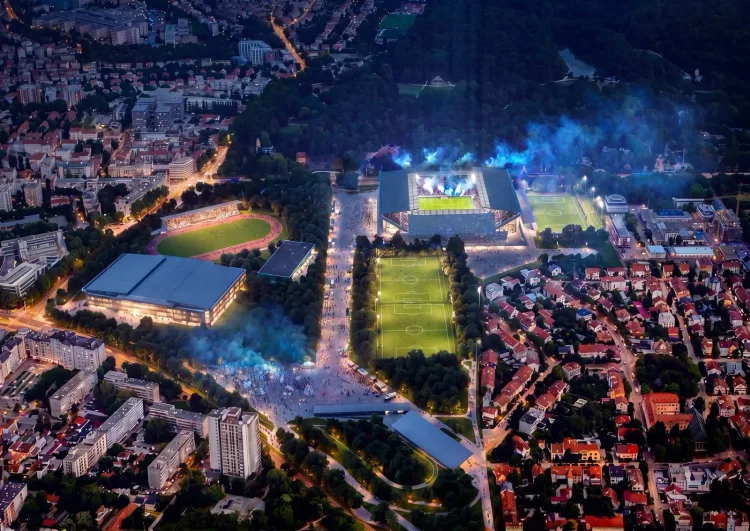FOTO Ovo rješenje Maksimira Tomašević je platio 390.400 eura: Navijači su ogorčeni. Teške riječi padaju…