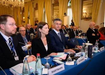 Plenković se javio iz Italije za vrijeme prosvjeda u Zagrebu: Hrvati ga uništili u komentarima…