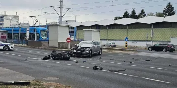 Teška prometna nesreća u Novom Zagrebu izazvala višesatni kolaps: Motociklist teško ozlijeđen