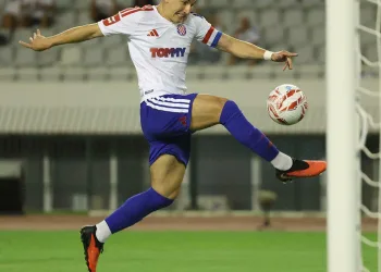 Hajduk pobijedio Slaven i zasjeo na čelo HNL-a