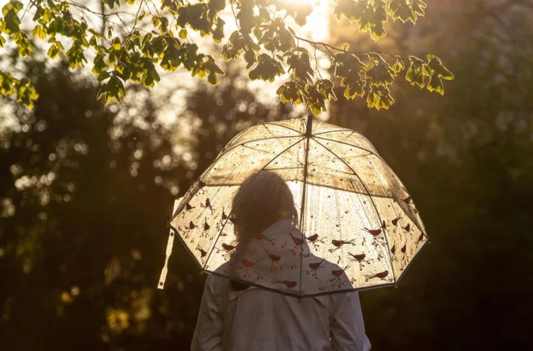 Blagdan Svih Svetih donosi preokret: Stižu kiša, snijeg i olujna bura, temperature padaju ispod 10°C