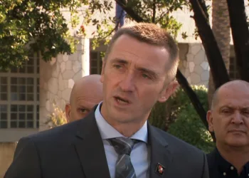 Penava prozvao MUP i medije zbog izvještavanja o povicima u Splitu: Evo što se mora dogoditi da iziđu iz Vlade RH