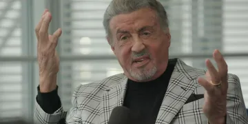 VIDEO Sylvester Stallone nazvao se idiotom i žali zbog opasnih vratolomija: Nakon snimanja završio je na čak devet operacija leđa