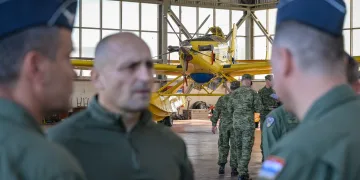 Anušić: Ogromna je čast i ponos i za mene kao ministra obrane kada saveznici pohvale naše pilote