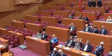 FOTO HDZ: Ovakva ljevica sigurno će izgubiti izbore! Ovo je Plenkovićeva reakcija na Mostovo okretanje leđa